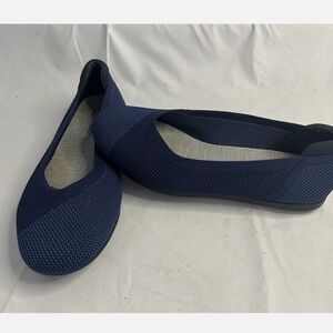 Clarks Blue Flats Versatile Slip-On Loafers